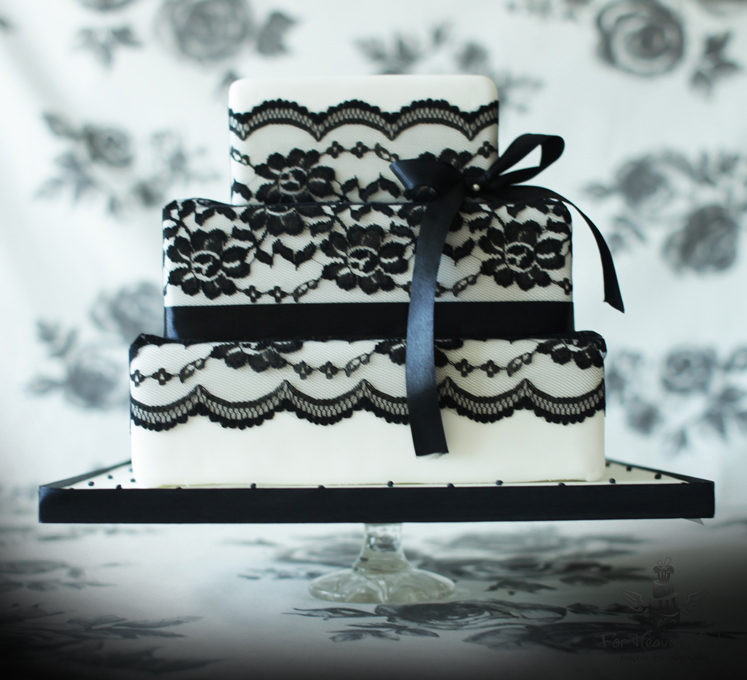 Elegant_Wedding_Cake_Dublin_Image1
