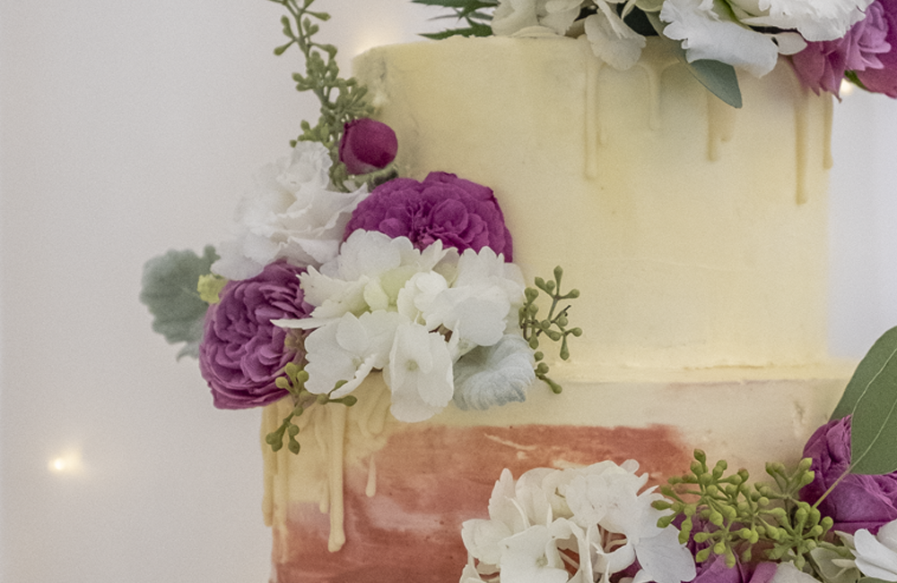 Wedding Cake Slider Image 1