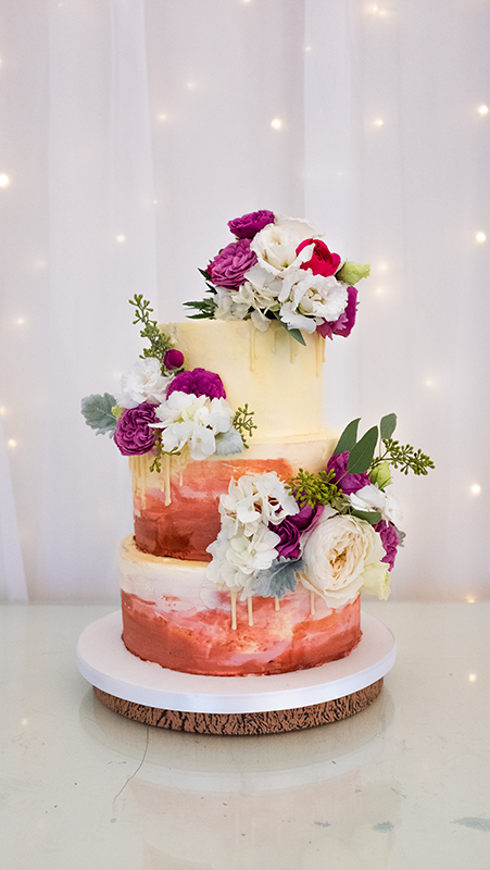 Red_Velvet_Buttercream_Wedding_Cake_Img1