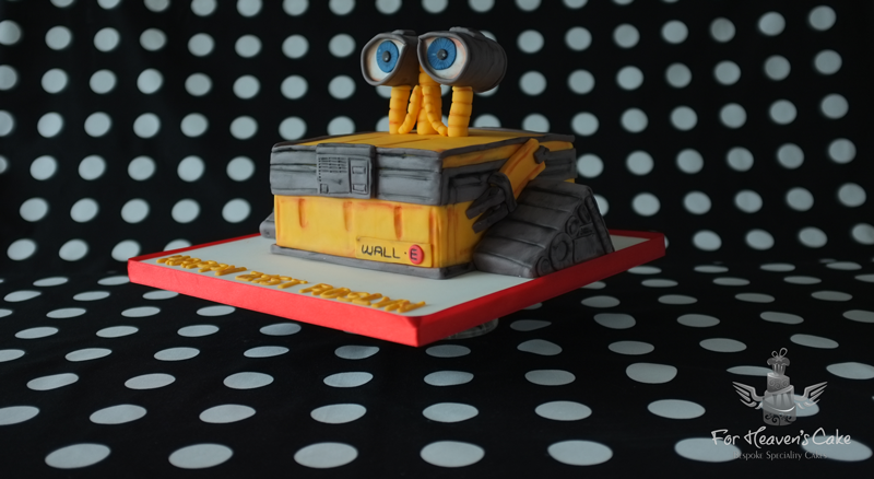 Wall-E-Birthday-Cake-1
