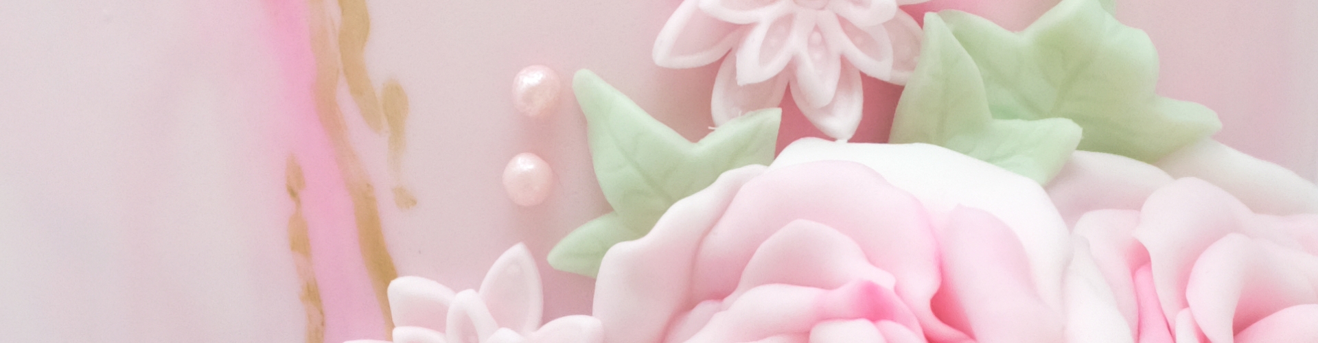 pink wedding cake header image 2